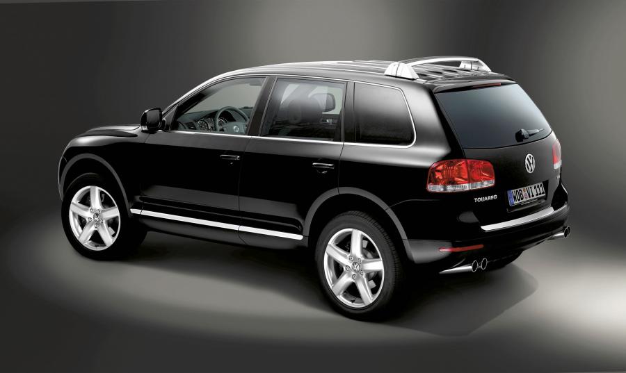  Volkswagen Touareg W12 Executive 2005 года  (фото 2 из 2)